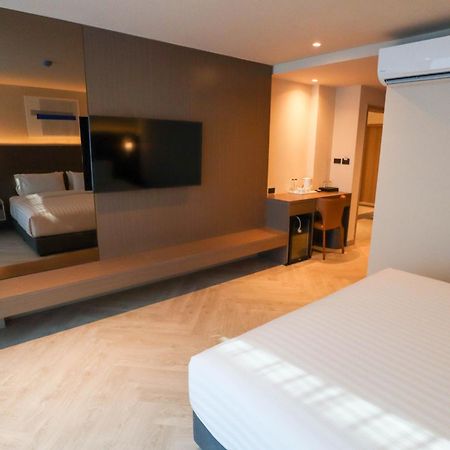 The One Cozy Living Hotel Pattaya Bagian luar foto