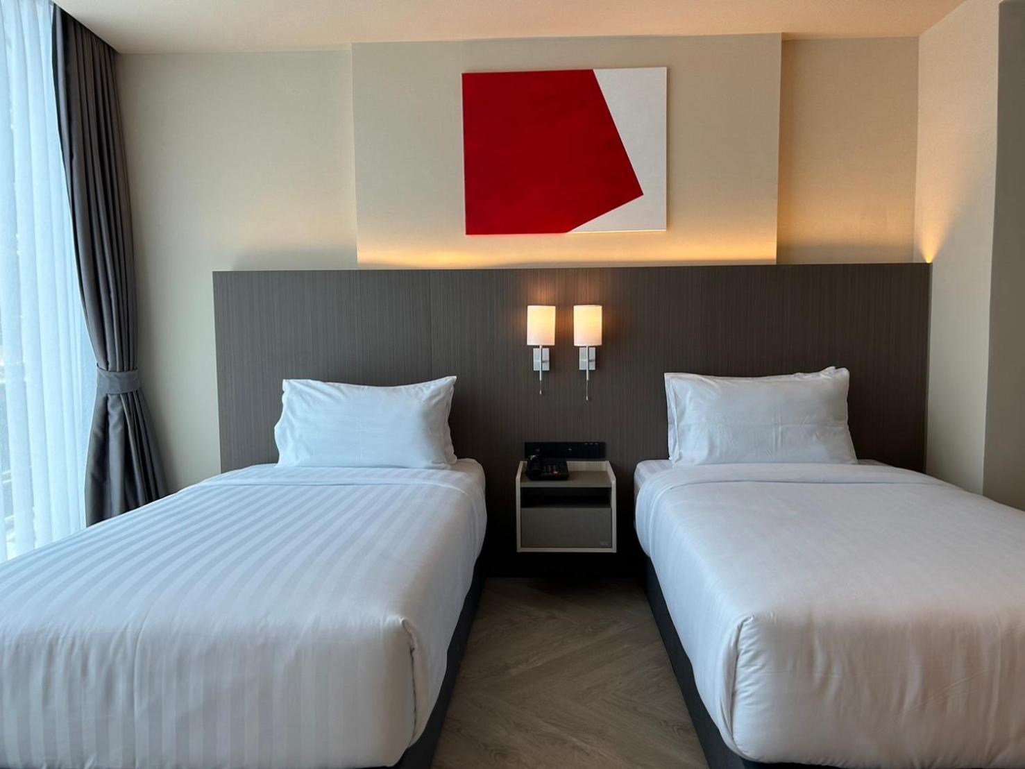 The One Cozy Living Hotel Pattaya Bagian luar foto