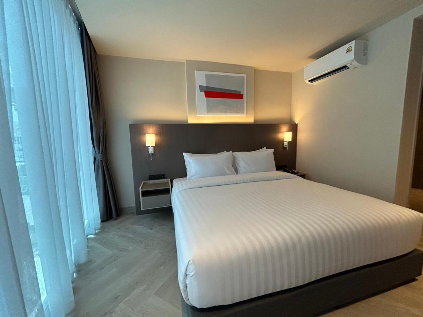 The One Cozy Living Hotel Pattaya Bagian luar foto