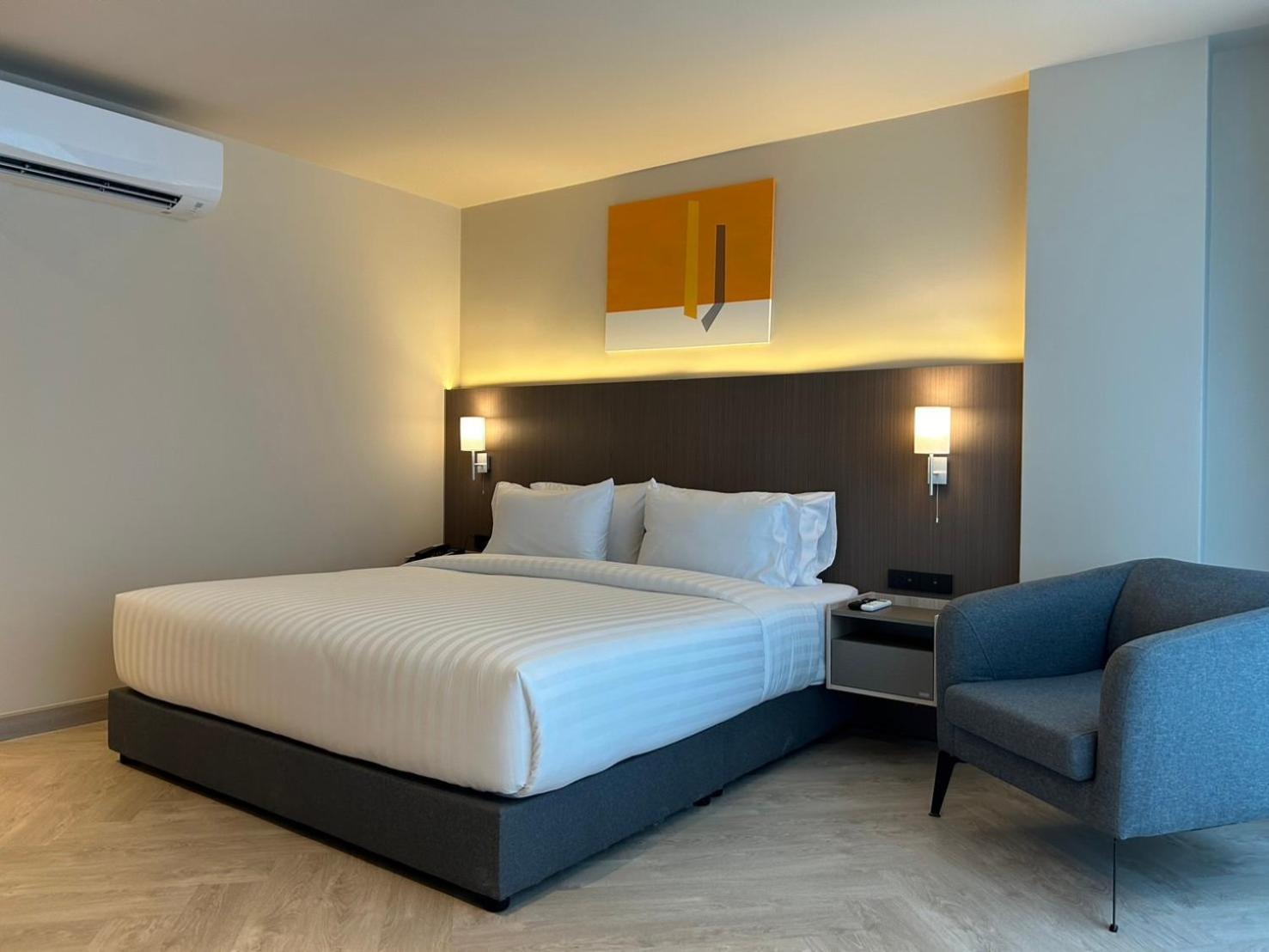 The One Cozy Living Hotel Pattaya Bagian luar foto