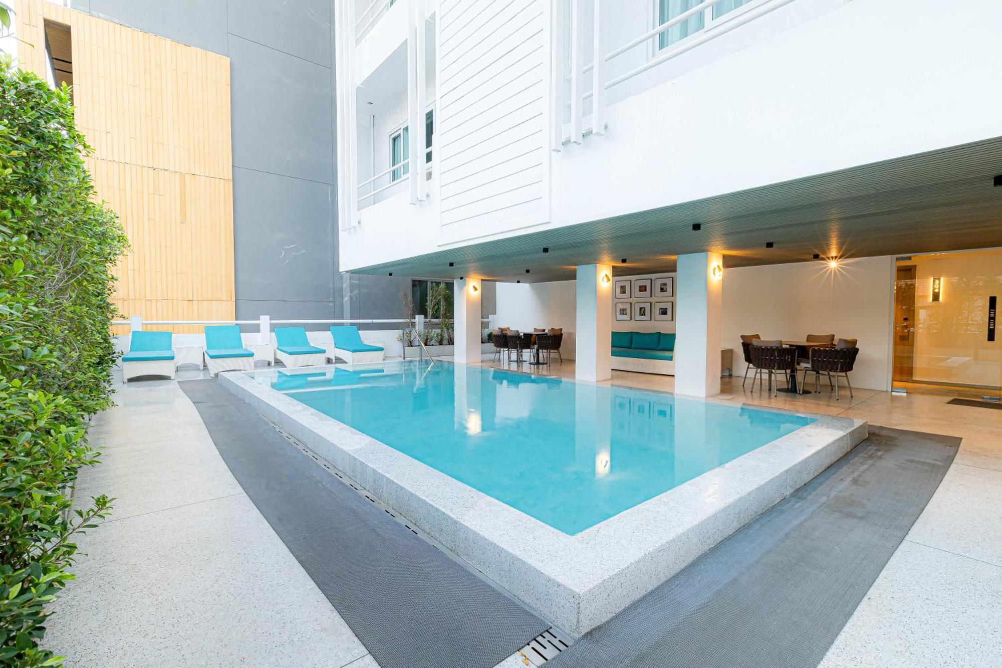 The One Cozy Living Hotel Pattaya Bagian luar foto
