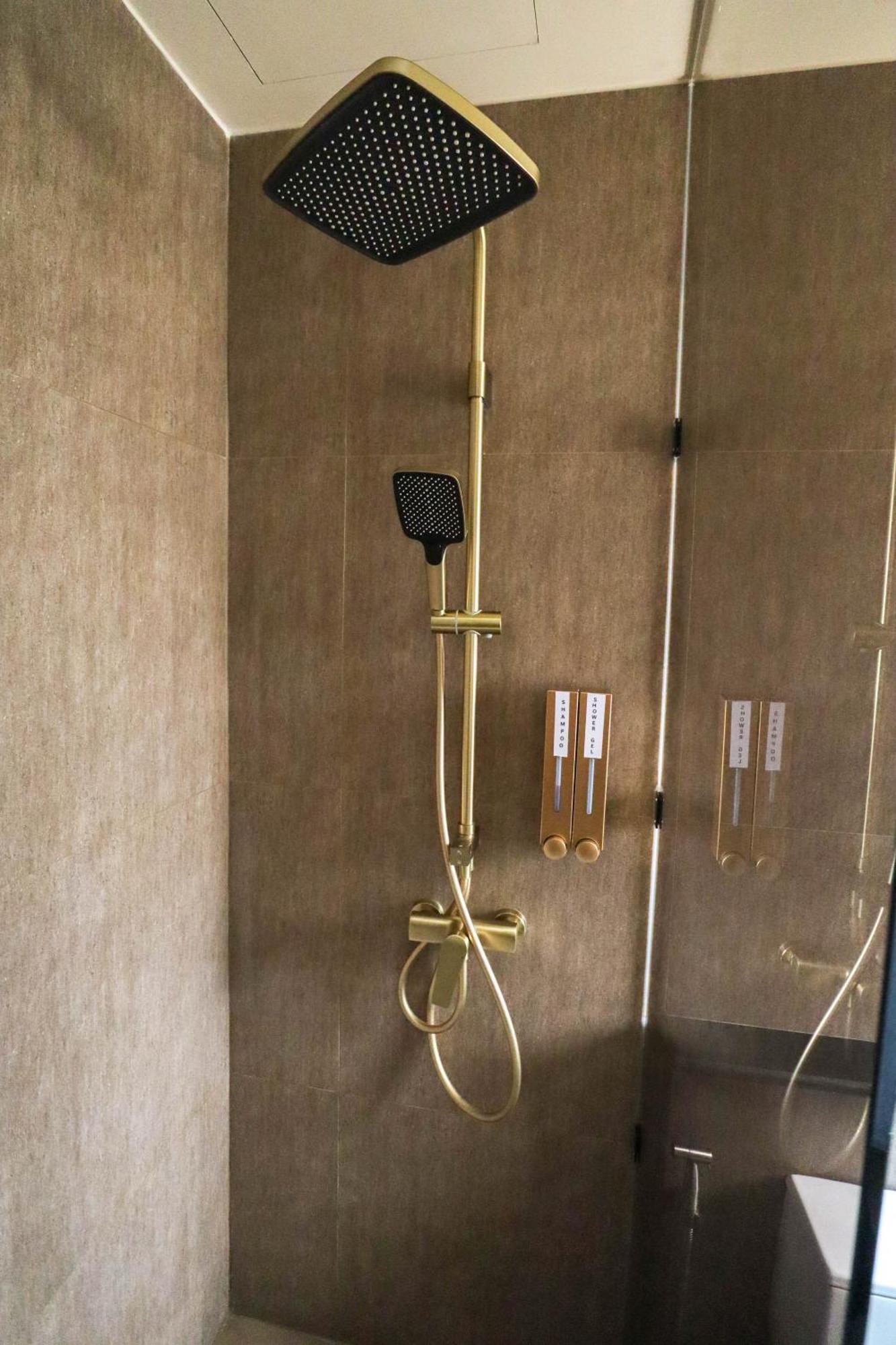 The One Cozy Living Hotel Pattaya Bagian luar foto