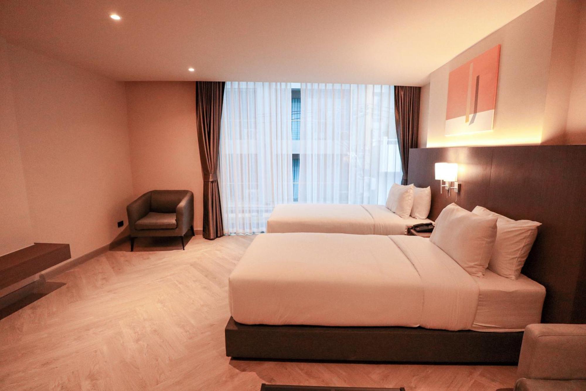 The One Cozy Living Hotel Pattaya Bagian luar foto
