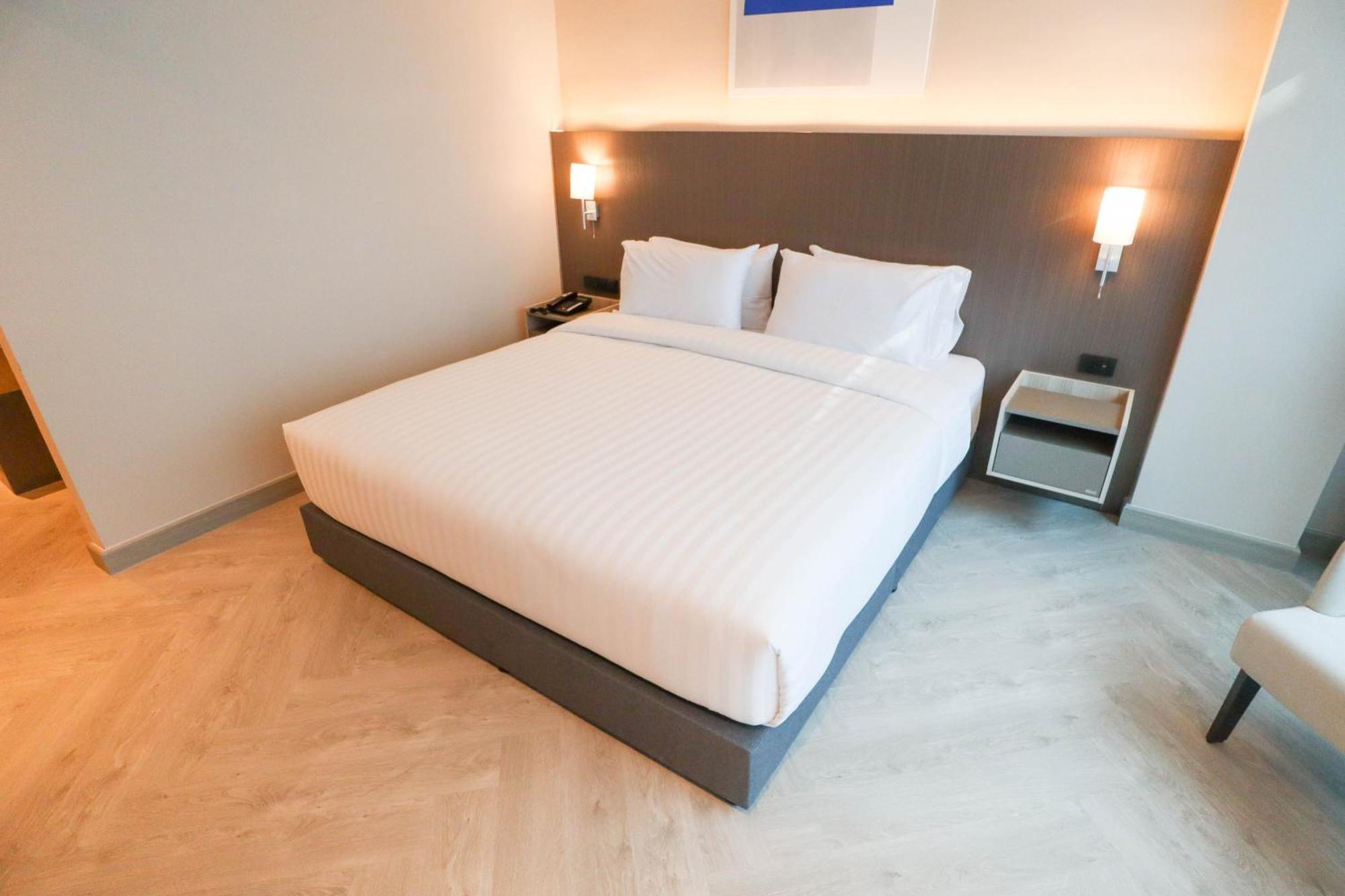 The One Cozy Living Hotel Pattaya Bagian luar foto