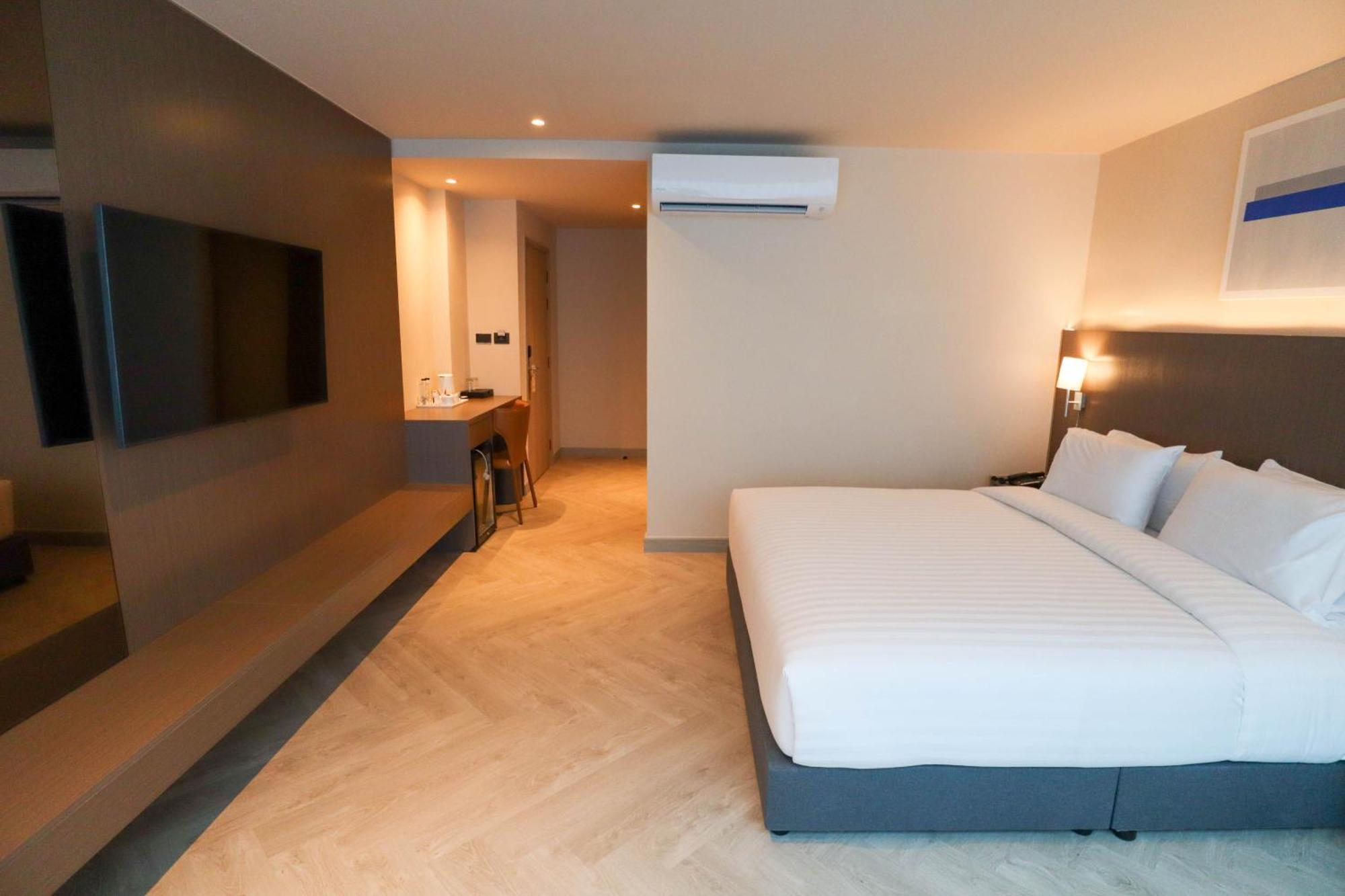 The One Cozy Living Hotel Pattaya Bagian luar foto